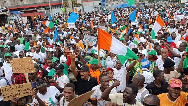 Front Commun : une marche pour la paix et la Constitution annoncée pour le 4 octobre à Abidjan