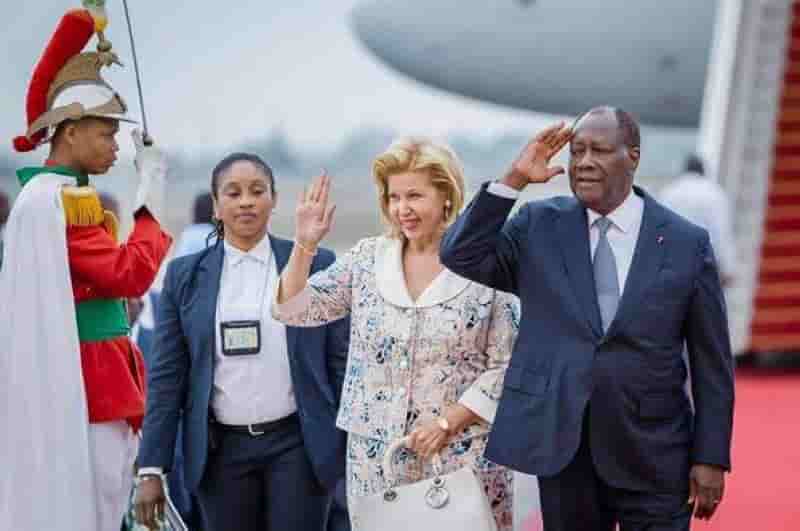 Côte d’Ivoire : le Président Alassane Ouattara a regagné Abidjan après des vacances en  France 