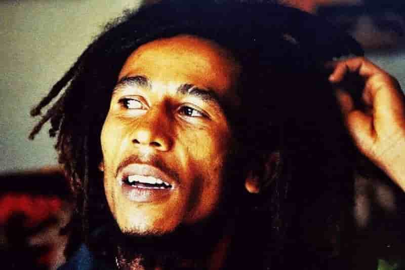 Musique : Bob Marley, une figure universelle de la musique et de l’engagement sociopolitique