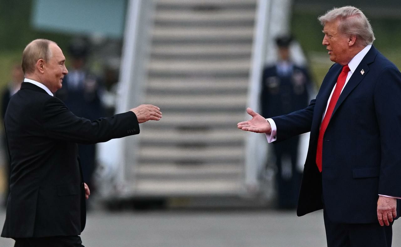 Trump–Poutine à Anchorage : un sommet de symboles, sans avancée sur l’Ukraine