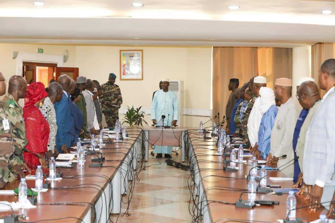 Mali : le nouveau Premier ministre Abdoulaye Maïga rencontre les membres du cabinet de la Primature