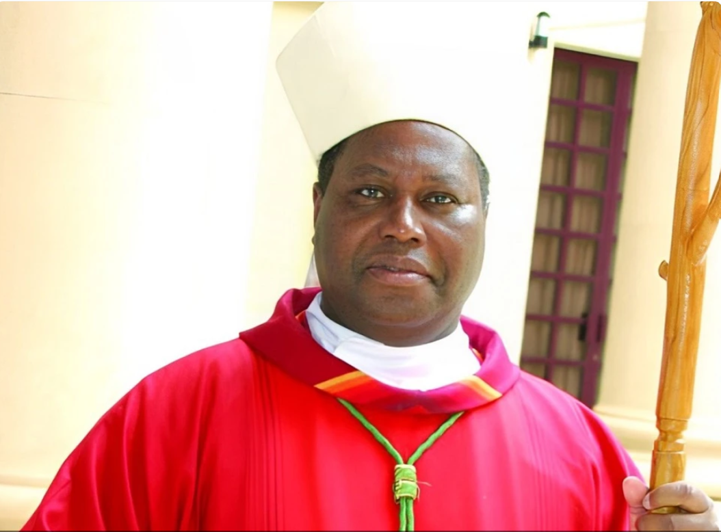 Côte d’Ivoire: la Conférence des Évêques Catholiques annonce le décès de Mgr Paul Siméon Ahouanan Djro 