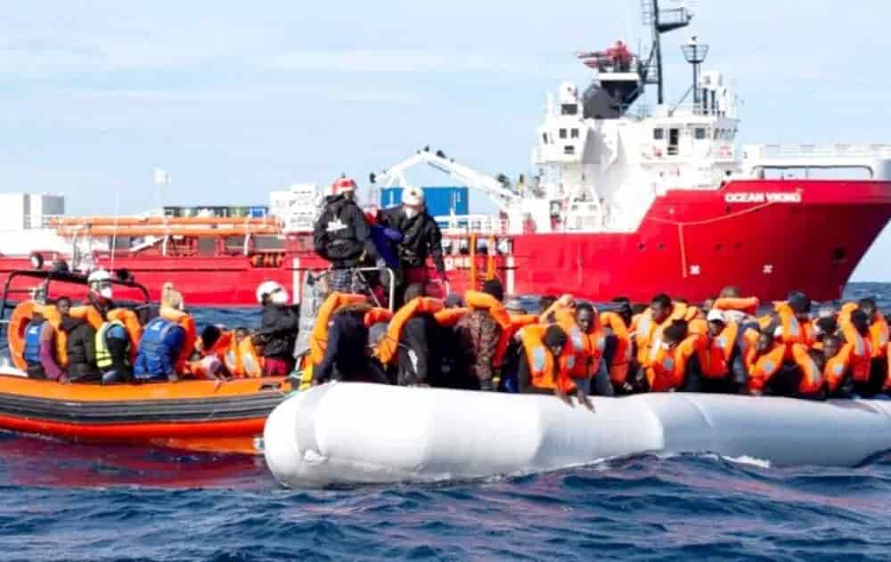 Migration : SOS Méditerranée vole au secours de 112 personnes au large de la Libye