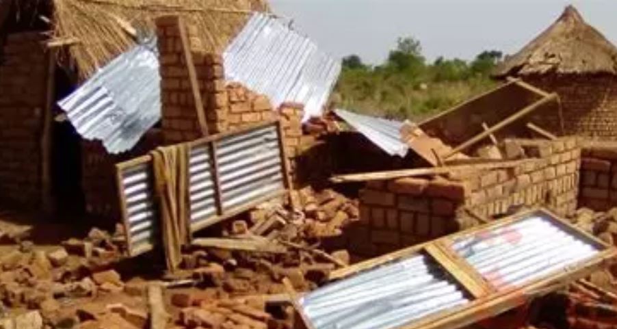 Tchad: 15 personnes tuées par une tornade dans un vullage