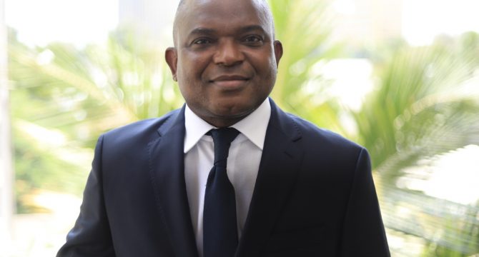 Côte d'Ivoire: Vincent Toh Bi Irié entre en lice pour la présidentielle de 2025